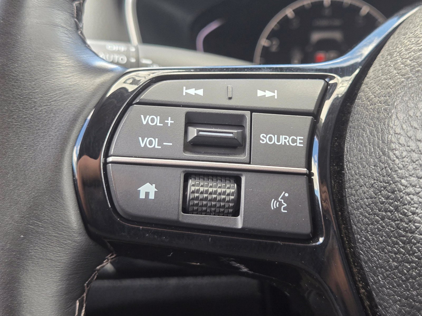 Certified 2024 Honda Civic EX-L image 26
