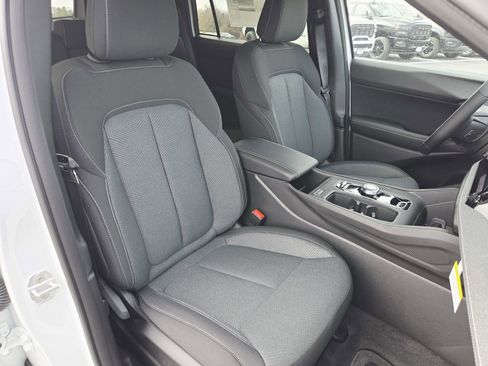 New 2026 Jeep Cherokee Laredo image 15