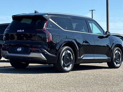 Certified 2024 Kia EV9 Land AWD/4WD image 5