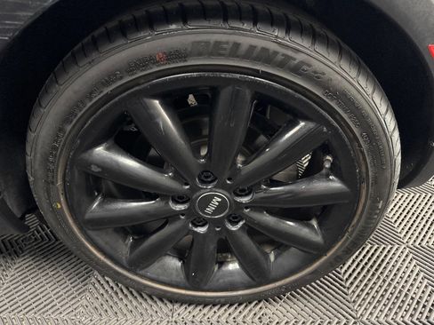 Used 2019 MINI Cooper S w/ Signature Upholstery Package image 20