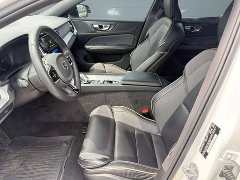 Certified 2024 Volvo S60 B5 Plus w/ Climate Package FWD image 5