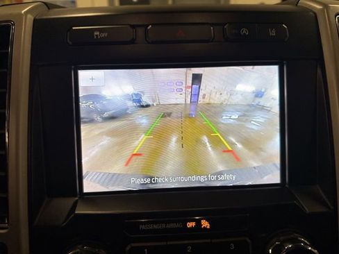 Used 2020 Ford F150 Lariat image 16