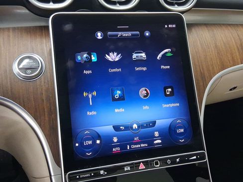 Used 2022 Mercedes-Benz C 300 4MATIC Sedan image 24