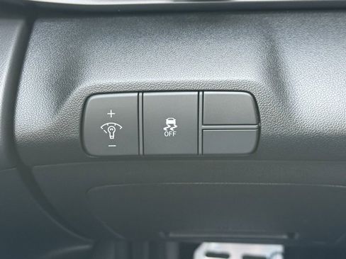 New 2026 Hyundai Elantra Sport image 25