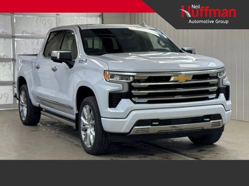 New 2026 Chevrolet Silverado 1500 High Country w/ Technology Package AWD/4WD image 1