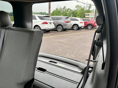 Used 2006 Jeep Liberty Limited AWD/4WD image 21