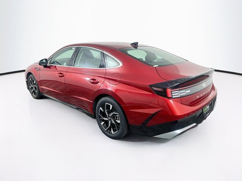 Used 2025 Hyundai Sonata SEL FWD image 5
