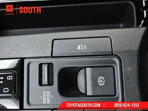 Used 2024 Toyota Prius LE image 17