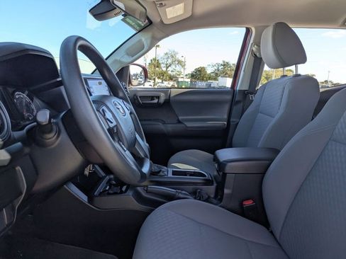 Used 2020 Toyota Tacoma SR w/ SR Convenience Package image 15