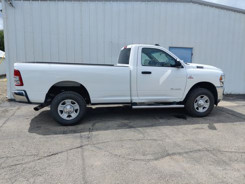 Used 2020 RAM 3500 Tradesman w/ Chrome Appearance Group image 1