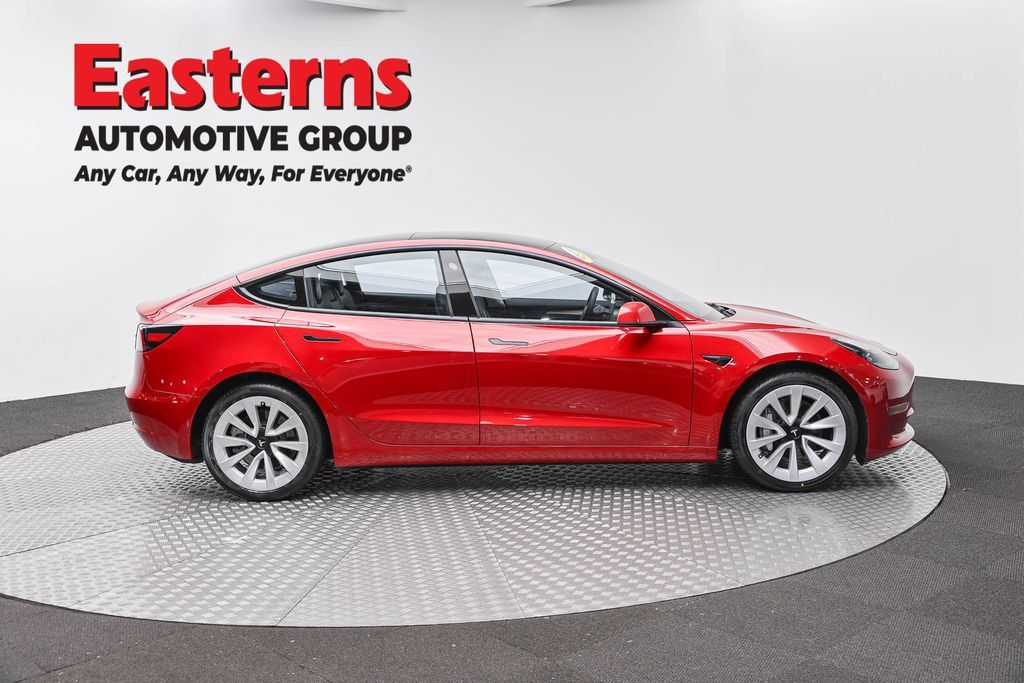 Used 2023 Tesla Model 3 Standard Range RWD image 4