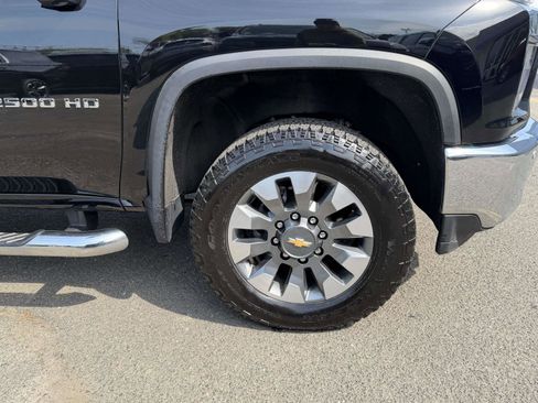 Certified 2023 Chevrolet Silverado 2500 LT w/ All Star Edition AWD/4WD image 6