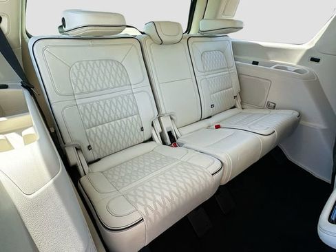 Used 2023 Lincoln Navigator Black Label image 28