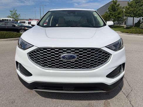 Used 2024 Ford Edge SEL w/ Convenience Package AWD/4WD image 2