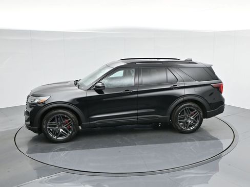 New 2025 Ford Explorer ST image 44