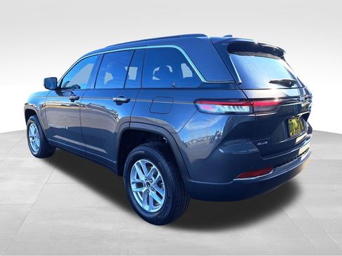New 2026 Jeep Grand Cherokee Laredo AWD/4WD image 3