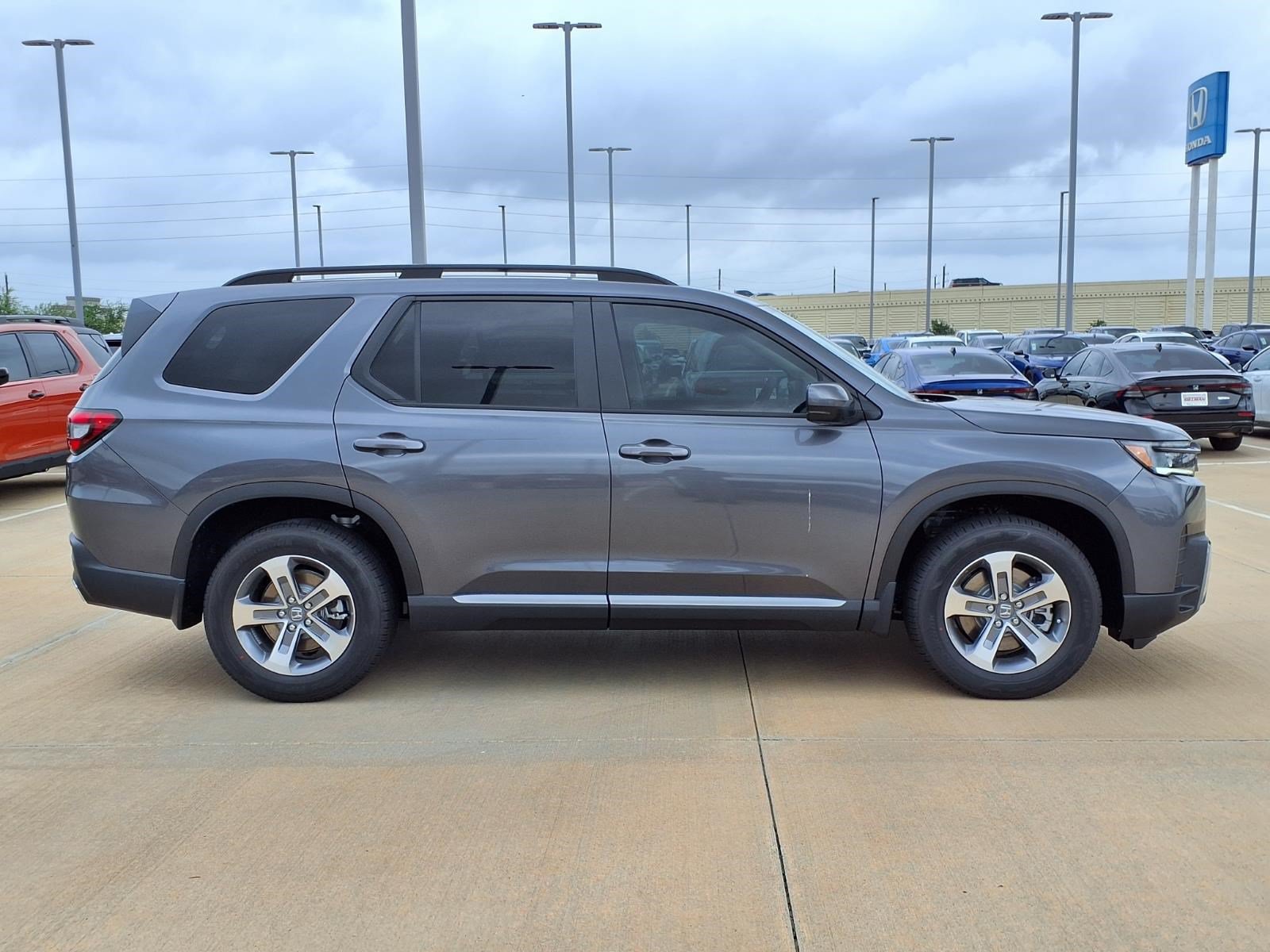 New 2026 Honda Pilot EX-L image 8