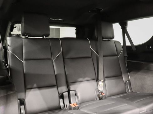 Used 2023 Cadillac Escalade ESV Premium Luxury AWD/4WD image 25