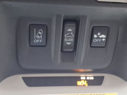 Used 2021 Subaru Forester Premium image 27