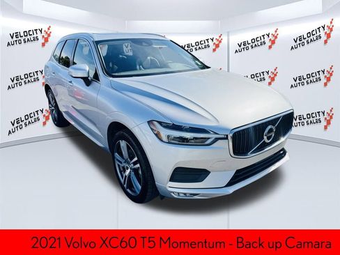 Used 2021 Volvo XC60 T5 Momentum w/ Protection Package Premier image 1