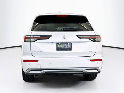 Used 2025 Mitsubishi Outlander SEL AWD/4WD image 7