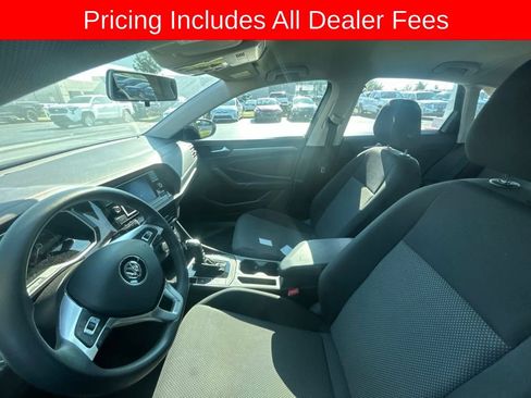 Used 2019 Volkswagen Jetta S w/ Driver Assistance Package FWD image 9