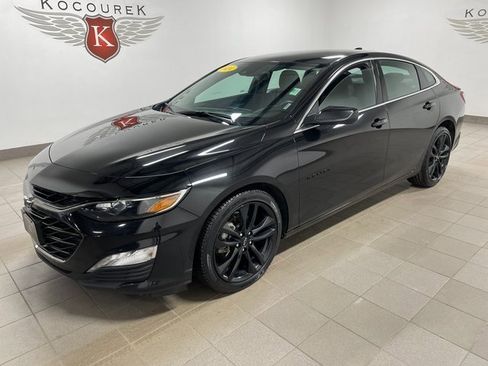 Used 2024 Chevrolet Malibu LT image 3