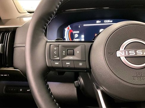 New 2025 Nissan Pathfinder Platinum w/ Lighting Package (N93) image 20