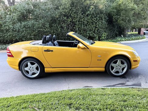 Used 2000 Mercedes-Benz SLK 230 image 19