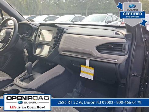 Used 2025 Subaru Forester AWD/4WD image 36