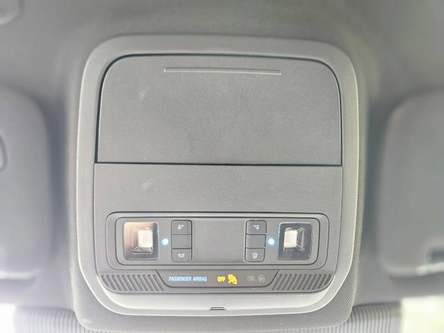 Used 2025 Ford Explorer ST-Line w/ ST-Line Street Pack AWD/4WD image 26
