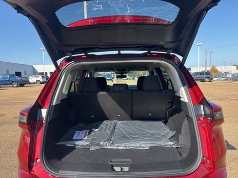 New 2026 Nissan Rogue SV image 20