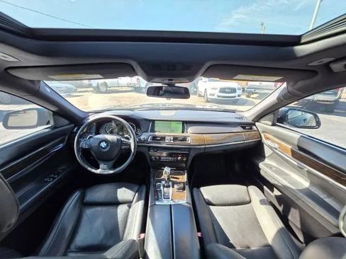 Used 2014 BMW 750Li xDrive AWD/4WD image 2