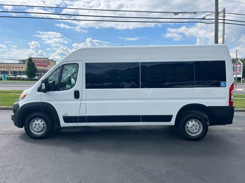Used 2023 RAM ProMaster 2500 w/ Premium Convenience Group (B) image 14