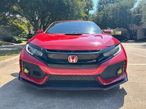 Used 2019 Honda Civic Type R image 10