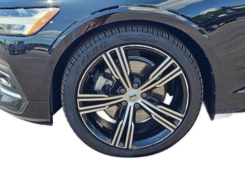 Used 2022 Volvo S60 B5 Inscription AWD/4WD image 31