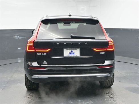 Used 2022 Volvo XC60 B5 Inscription w/ Advanced Package image 7