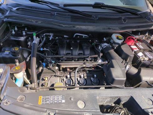 Used 2019 Ford Explorer XLT w/ Equipment Group 202A image 20