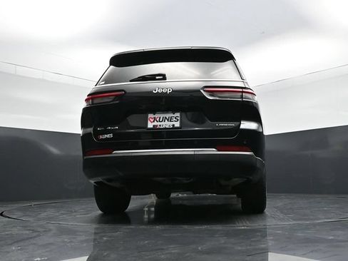 Used 2022 Jeep Grand Cherokee L Laredo w/ Luxury Tech Group I AWD/4WD image 56