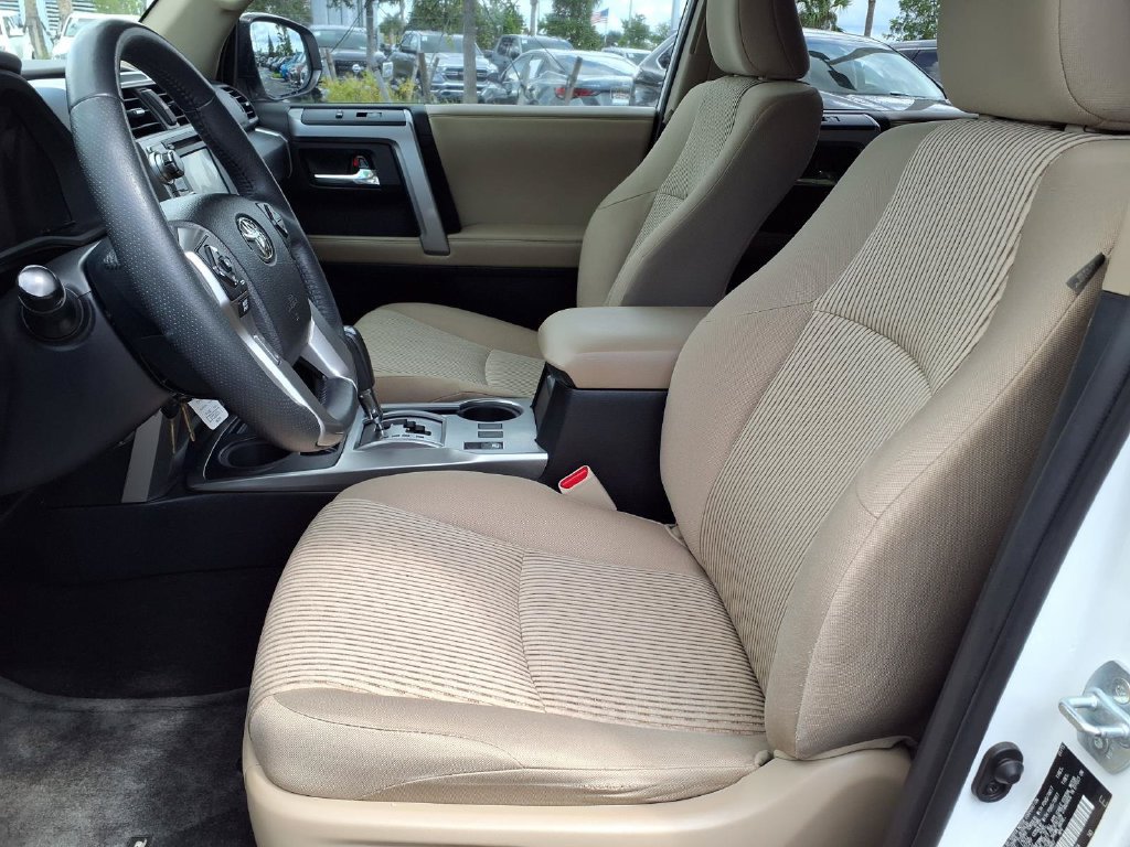 Used 2015 Toyota 4Runner SR5 RWD image 28