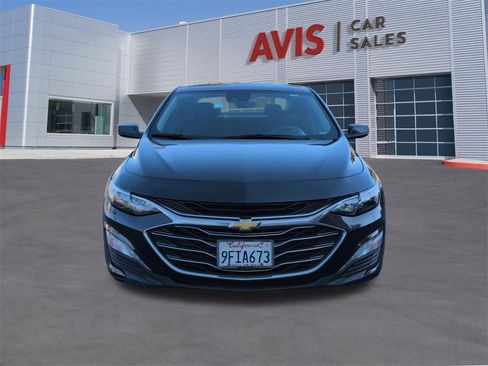 Used 2023 Chevrolet Malibu LT image 2