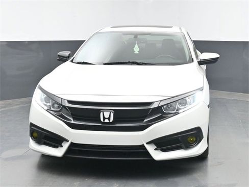 Used 2017 Honda Civic EX-L image 3