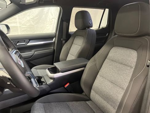 Used 2026 GMC Terrain Elevation w/ LPO, Floor Liner Package AWD/4WD image 17