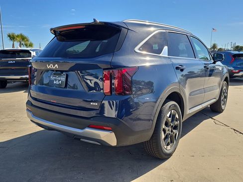 New 2026 Kia Sorento S AWD/4WD image 8