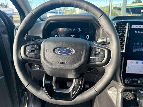 Used 2026 Ford Ranger Lariat w/ FX4 Off-Road Package AWD/4WD image 18