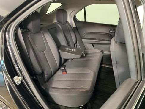 Used 2017 Chevrolet Equinox LT w/ Convenience Package image 32