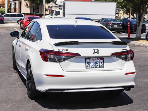 Used 2025 Honda Civic Sport image 13