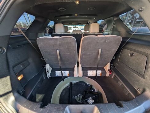 Used 2018 Ford Explorer FWD image 20