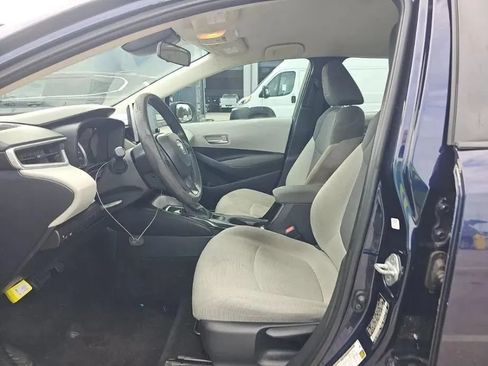 Used 2020 Toyota Corolla LE w/ Phone Cable & Charge Package FWD image 8