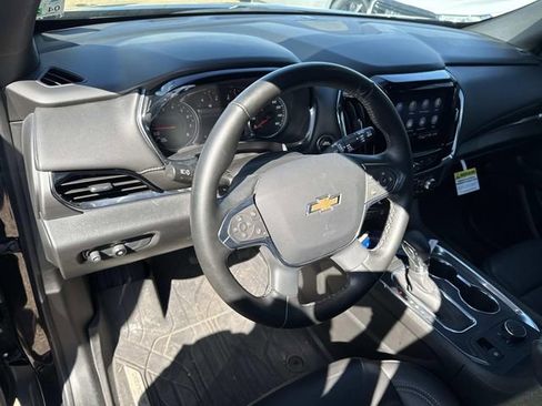 Used 2023 Chevrolet Traverse LT w/ LPO, Floor Liner Package image 22